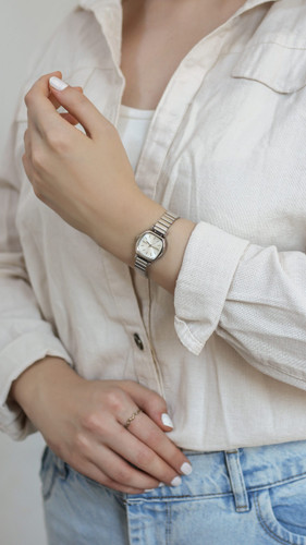 خرید اینترنتی ساعت دخترانه